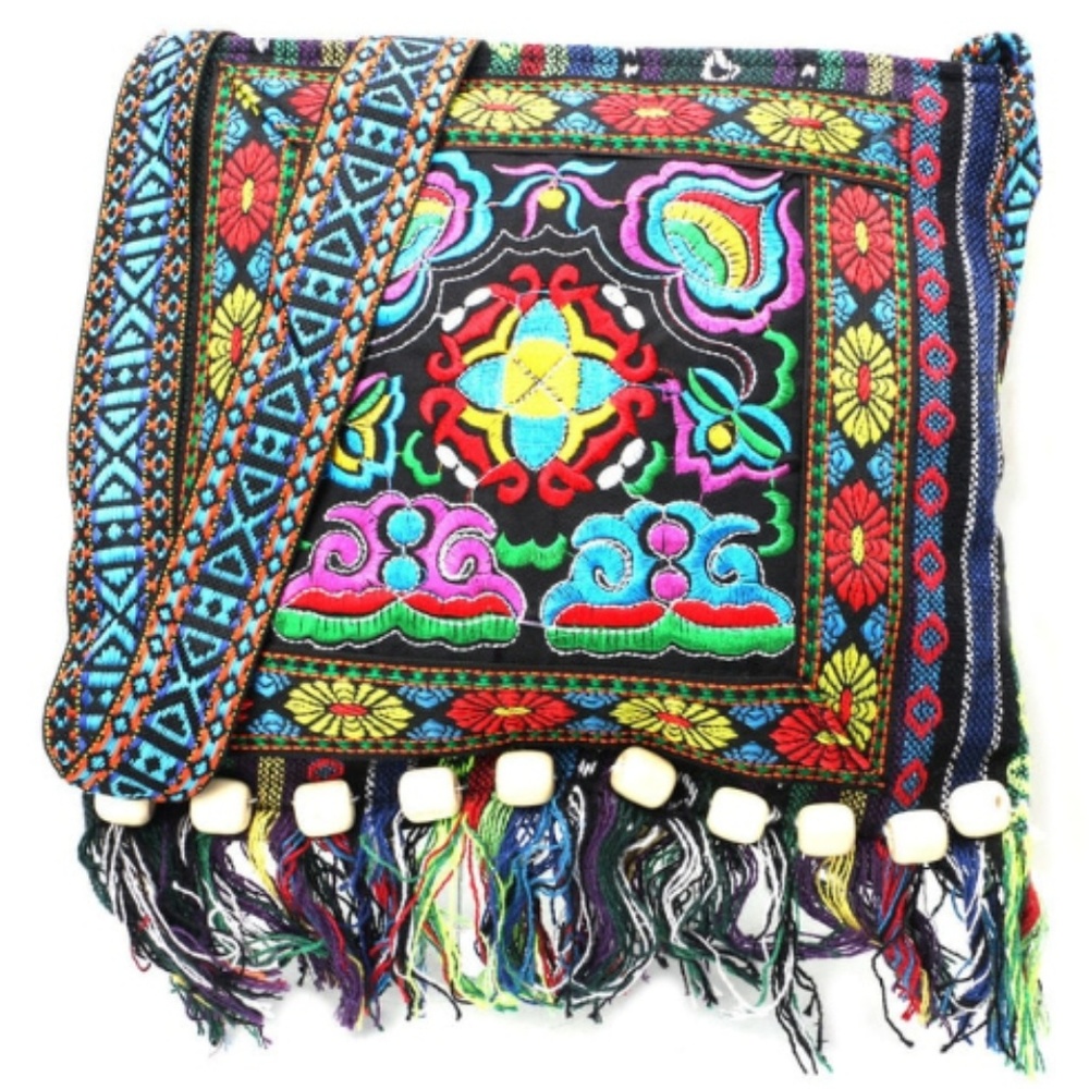 New Vintage Style Embroidered Cross Body Bag
